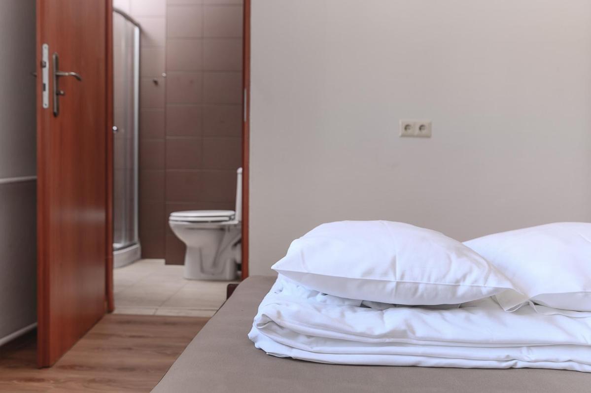 MoHo E Hostel Wrocław Buitenkant foto