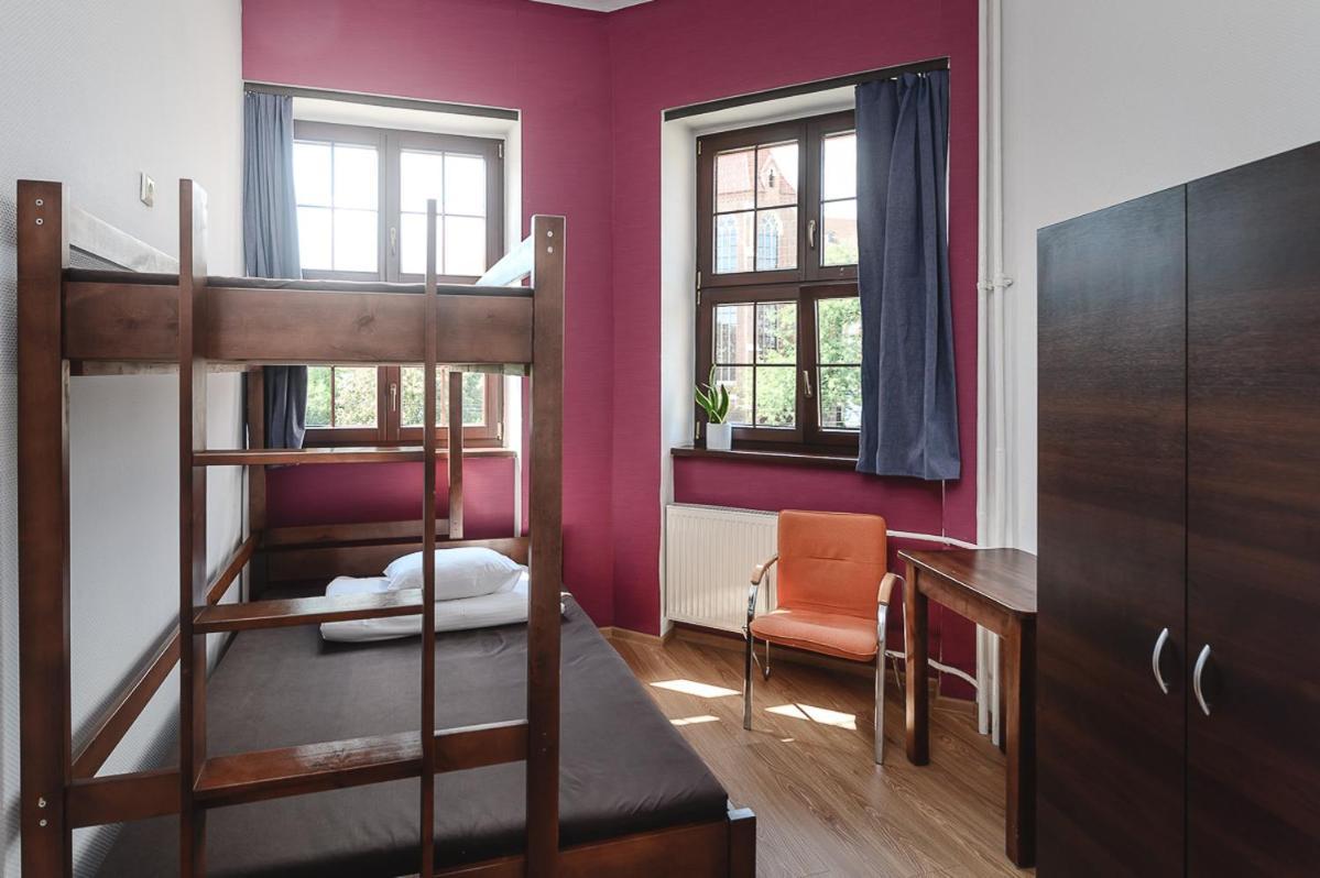 MoHo E Hostel Wrocław Buitenkant foto