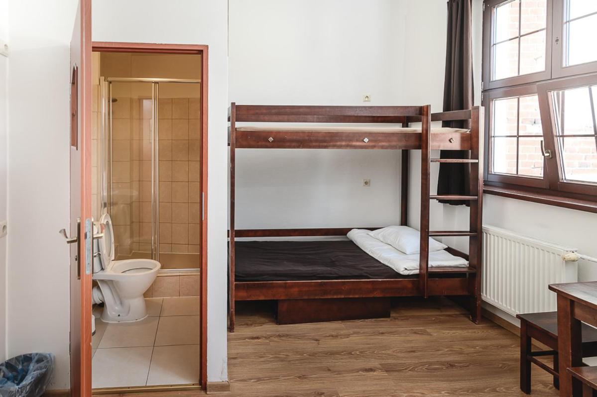 MoHo E Hostel Wrocław Buitenkant foto