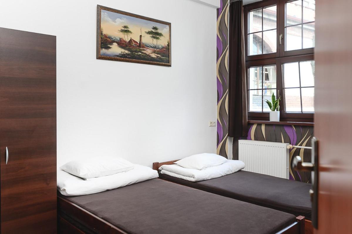 MoHo E Hostel Wrocław Buitenkant foto